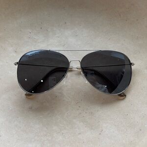Aviator Metal Frame Sunglasses - Black Lenses